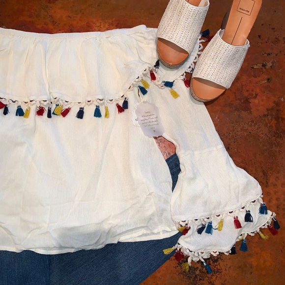 *Host Pick* NWT - Altar'd State Tassel Top - Picture 4 of 6